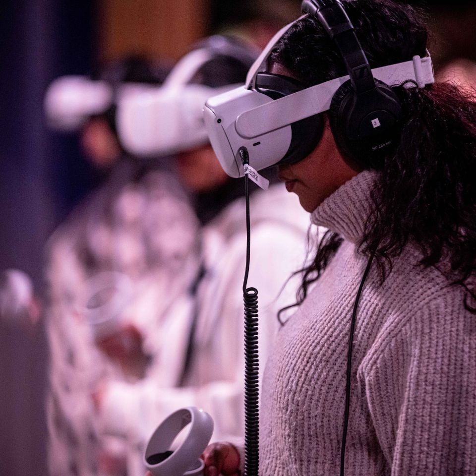 Virtual Reality Concert Experience in 2025